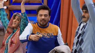 Emre Altuğ'un talihsiz günü! Merdivenlerden yuvarlandı