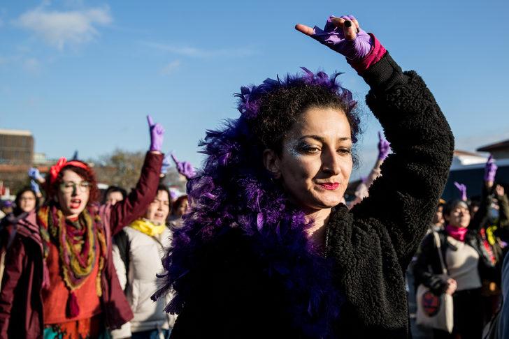 Beşiktaş'ta kadınlardan danslı protesto! 'Yaşamak istiyoruz demenin bir biçimi' G1
