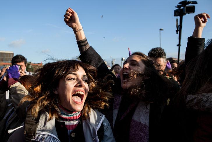 Beşiktaş'ta kadınlardan danslı protesto! 'Yaşamak istiyoruz demenin bir biçimi' G2