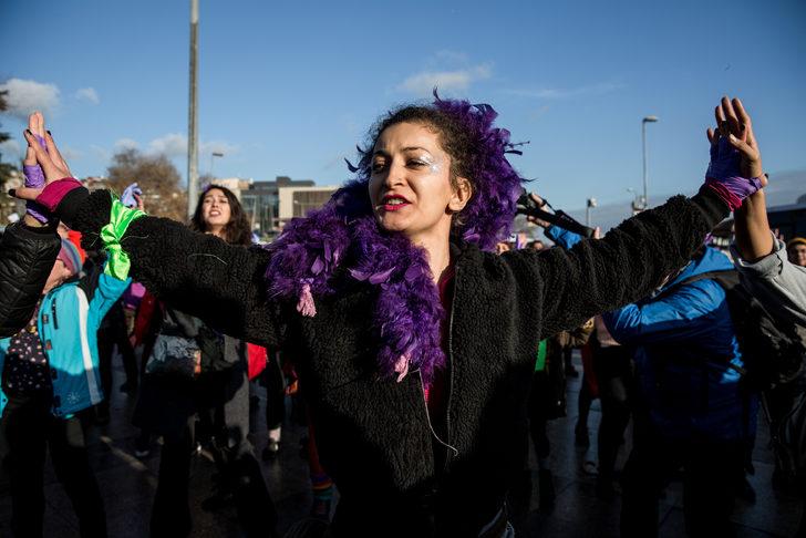 Beşiktaş'ta kadınlardan danslı protesto! 'Yaşamak istiyoruz demenin bir biçimi' G3