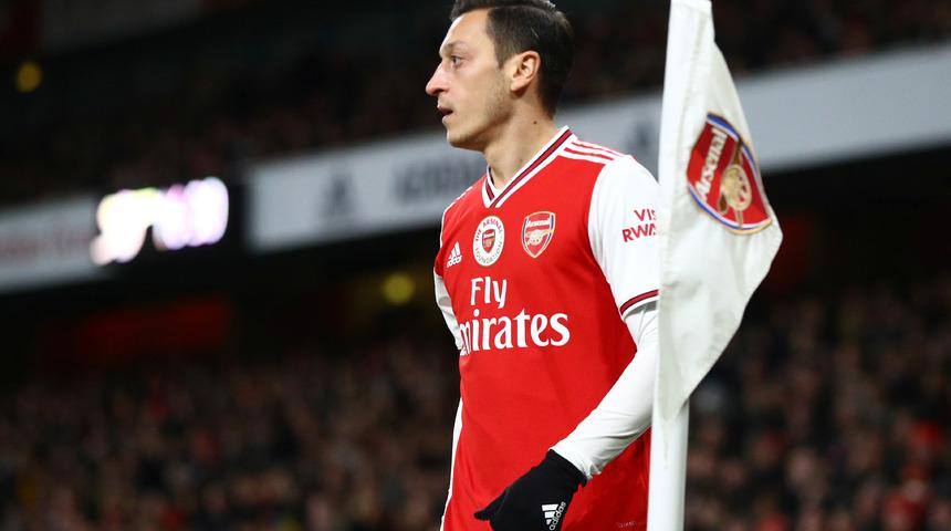 Çin'den skandal Mesut Özil kararı