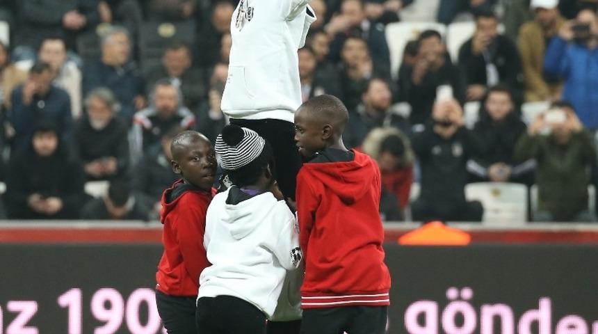 Masaka Kids Africana’dan dans şov