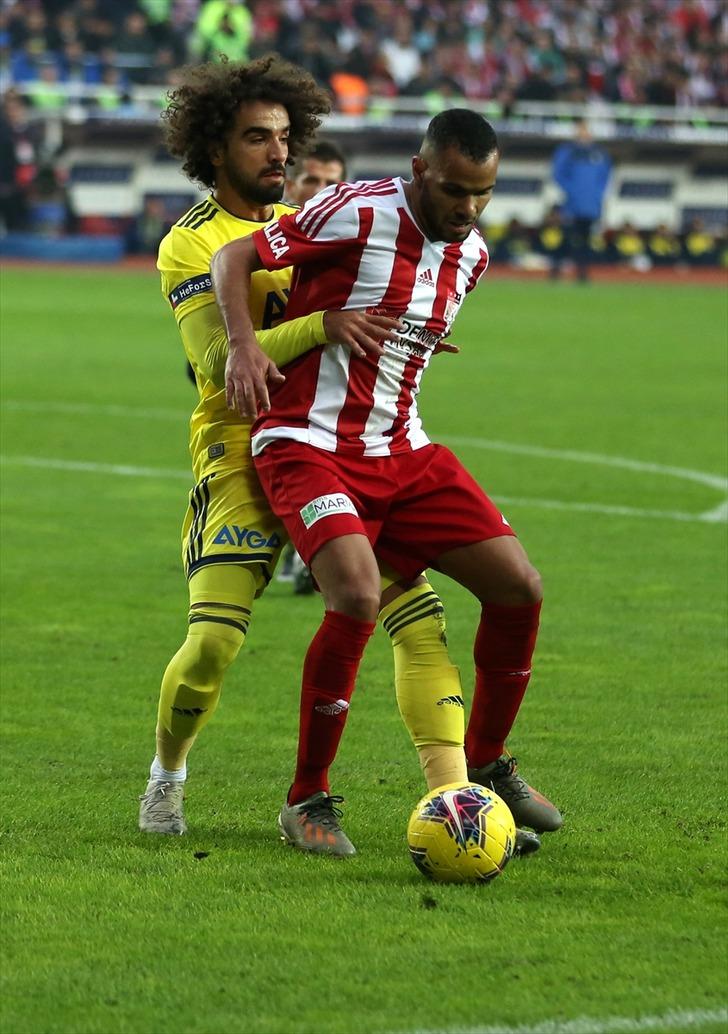 Fenerbahçe'de Sadık Çiftpınar sezonu kapattı G5