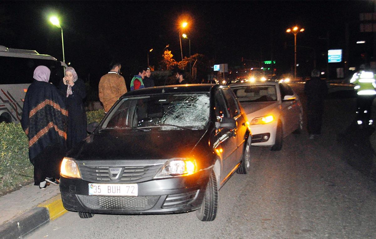 Otomobilin &ccedil;arptığı yaya ağır yaralandı