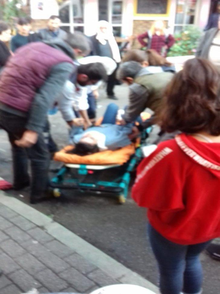 Büyükada’da başıboş at genç kızı ezdi! G2