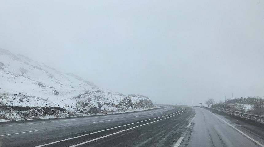 Pamuk Ge&ccedil;idi beyaz &ouml;rt&uuml; ile kaplandı