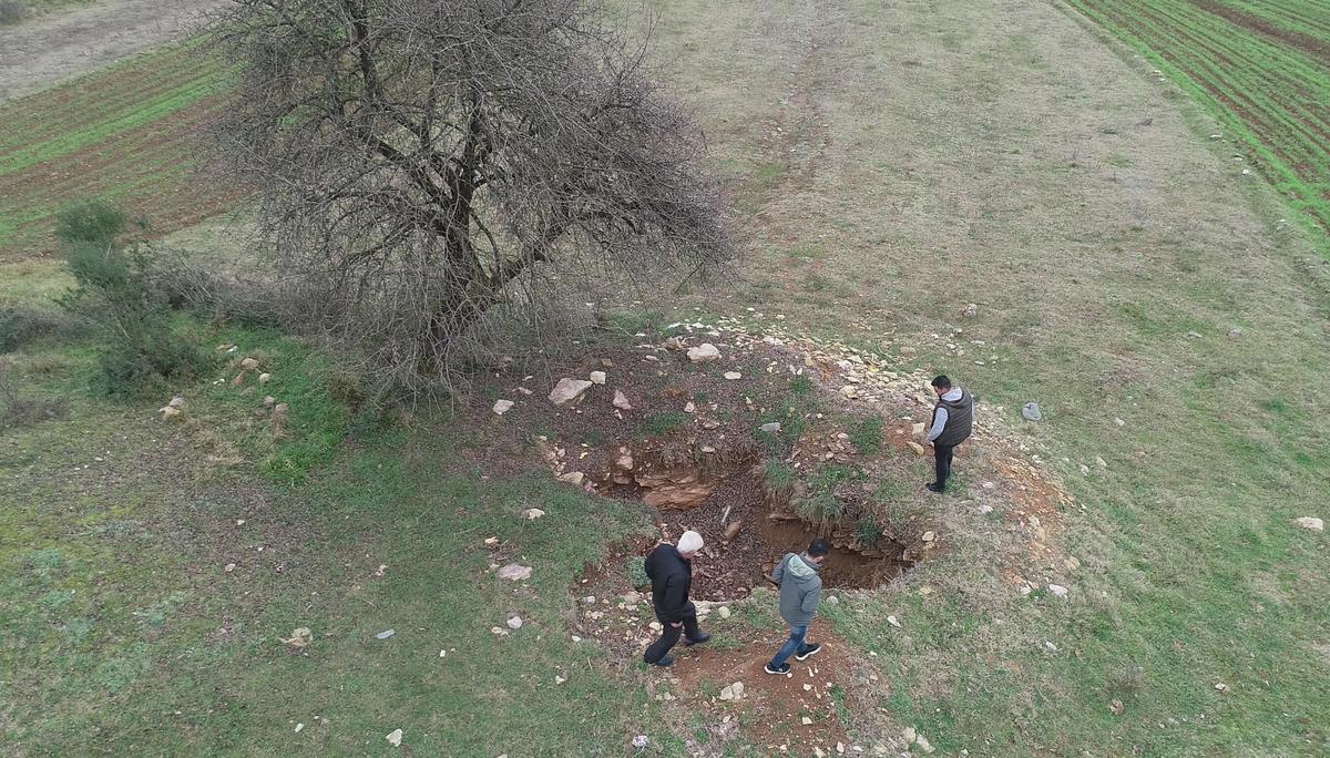 Kocaceli'deki &ccedil;ukurlar vatandaşları isyan ettirdi