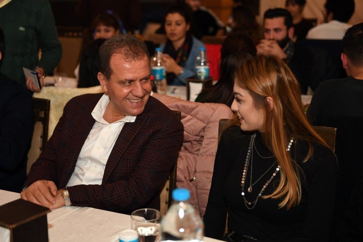 Se&ccedil;er: &ldquo;&Ouml;ğrenciye belediye otob&uuml;s&uuml; 1 lira olarak kalacak&rdquo;