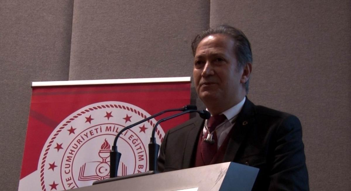 &Ouml;ğrenciler Necip Fazıl Kısak&uuml;rek&rsquo;i anlattı