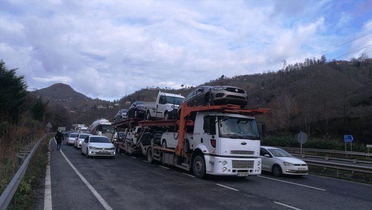 Ordu'da tır kargo yüklü kamyona çarptı: 1 ölü G3