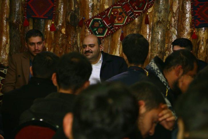 Başkan Orhan, genç kürsüde G2