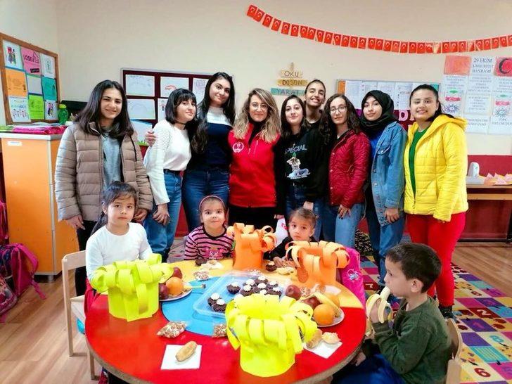 Aydınlı miniklerin yüzlerini güldürdüler G2