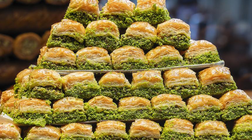 Baklava hileleri devam ediyor: Yılbaşı &ouml;ncesi baklavacılardan hile uyarısı