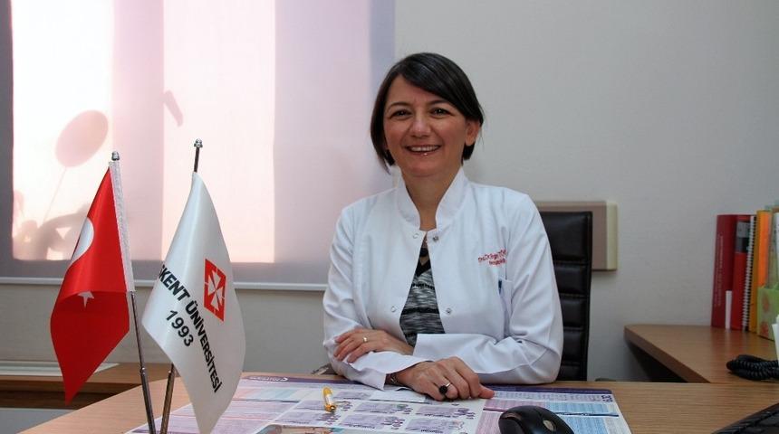 Do&ccedil;. Dr. T&ouml;rer: "Premat&uuml;re bebek yenidoğan uzmanı y&ouml;netiminde b&uuml;y&uuml;meli"