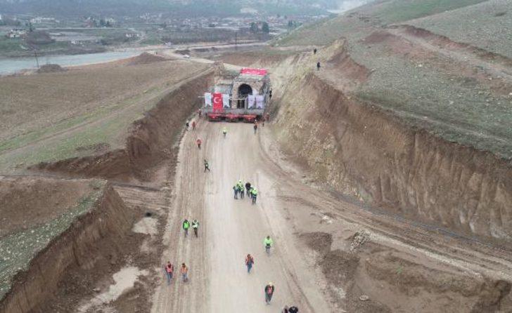 Hasankeyf'teki son eser olan 610 yıllık cami böyle taşınıyor! G3
