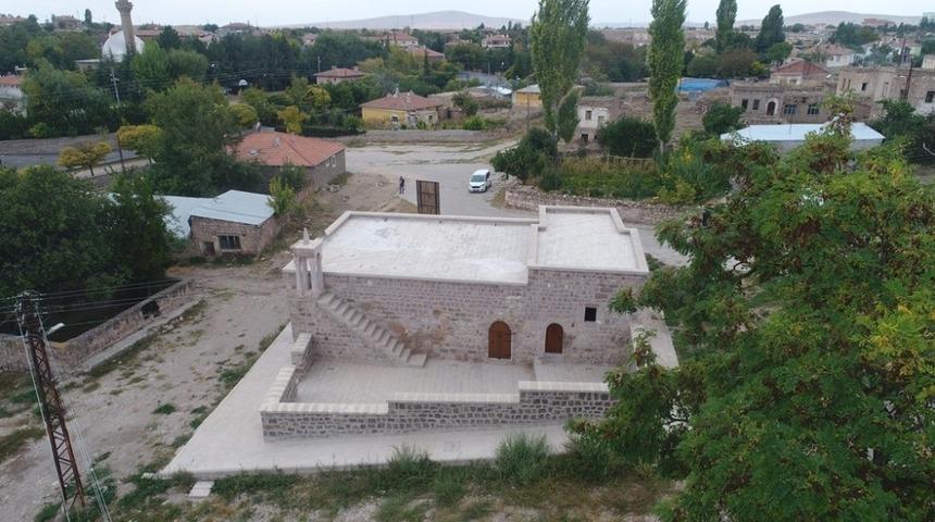 Başkan Çolakbayrakdar, "Tarihi eserlere hak ettiği değeri veriyoruz"