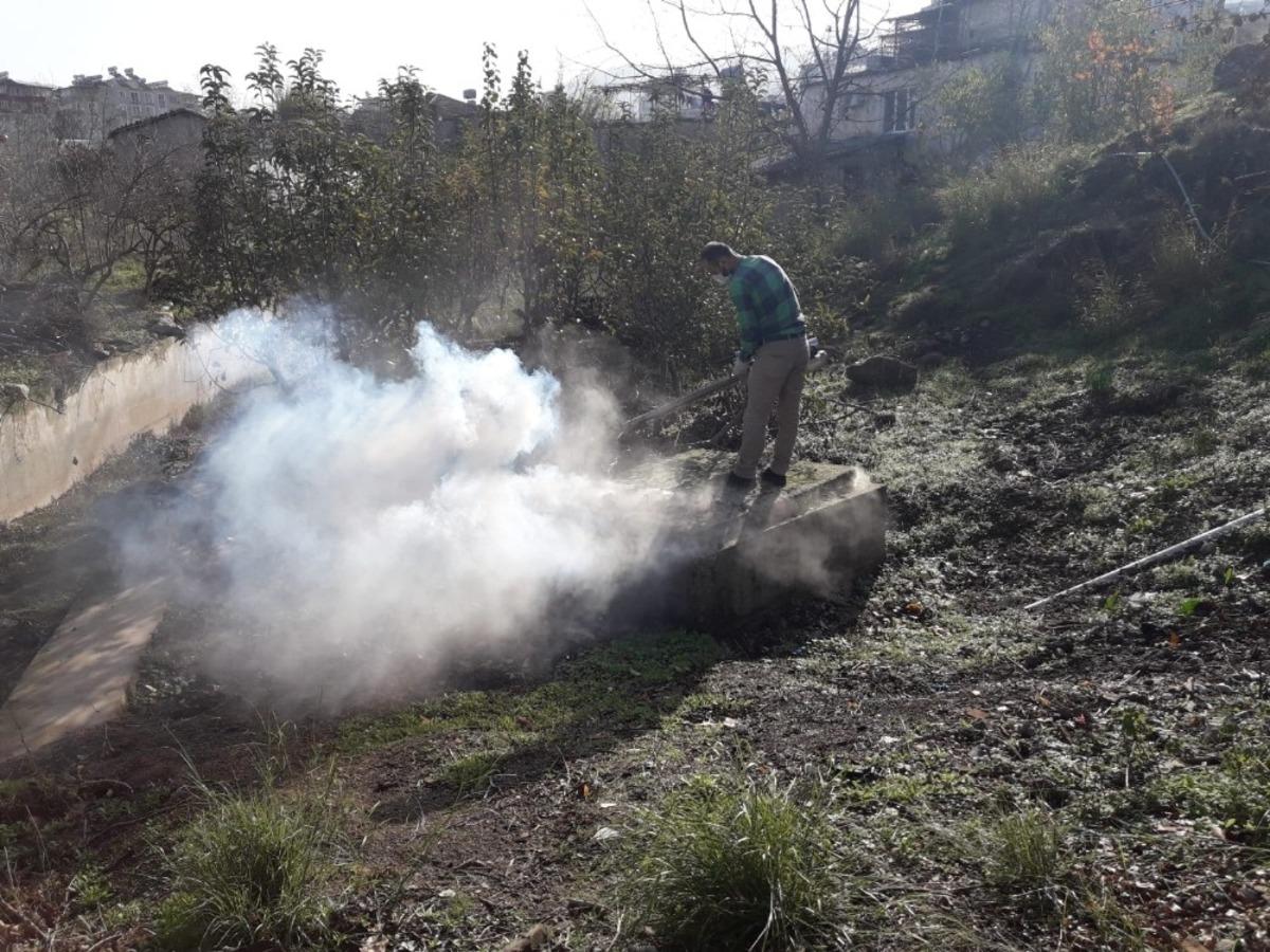 Hatay&rsquo;da haşereyle m&uuml;cadele devam ediyor