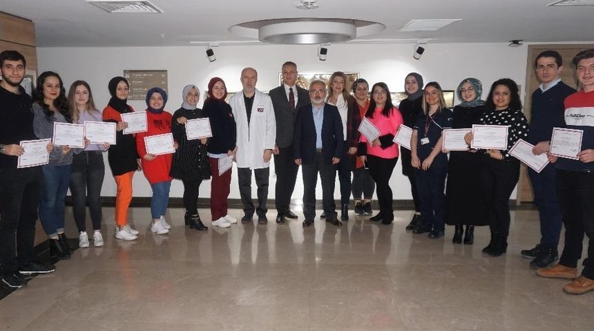 6 haftalık hemşirelik eğitim programı sona erdi