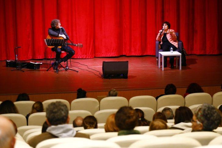 Manavgat’ta “Denize Çıkar Sokaklar” dinletisi G4