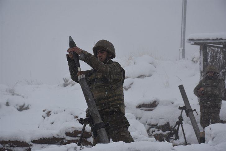 Şırnak'ta sınır birliklerine paratoner sistemi kuruldu G5
