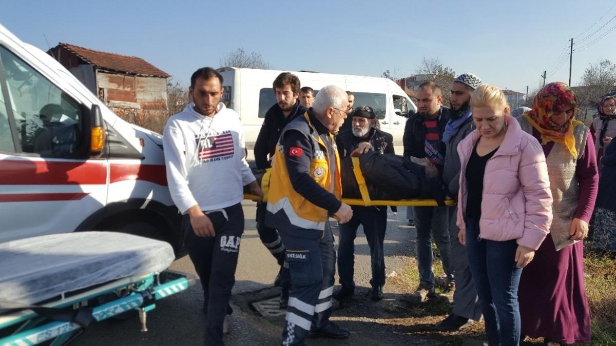 Minib&uuml;s ile elektrikli bisiklet &ccedil;arpıştı: 1 yaralı