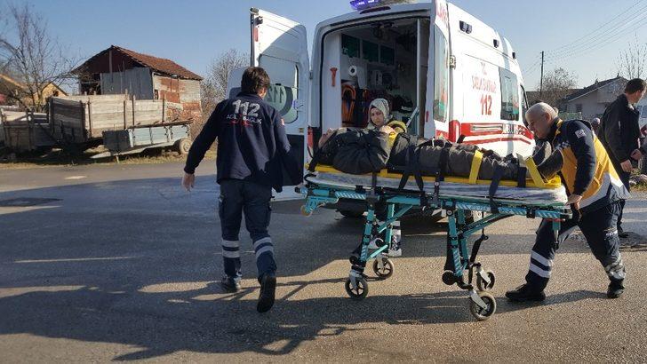 Minibüs ile elektrikli bisiklet çarpıştı: 1 yaralı G2