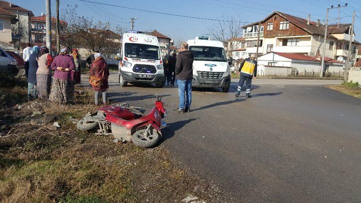 Minibüs ile elektrikli bisiklet çarpıştı: 1 yaralı G4
