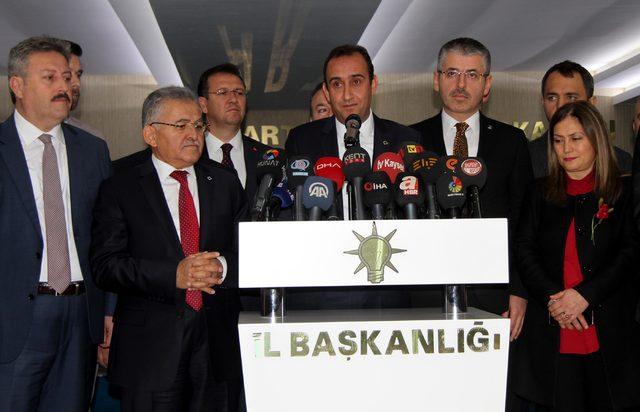 İYİ Parti'li Belediye Başkanı, istifa edip AK Parti'ye geçti