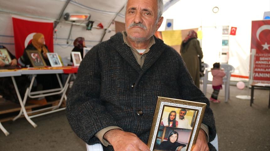 Diyarbakır annelerinin oturma eylemine katılım s&uuml;r&uuml;yor