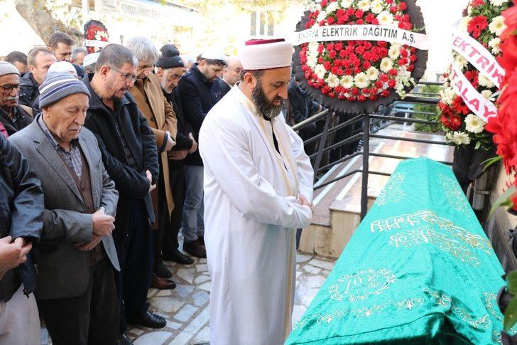 Güllü Akbaş son yolculuğuna uğurlandı G2