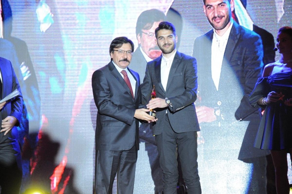 Eskişehir&rsquo;de başarı &ouml;d&uuml;lleri sahiplerini buldu