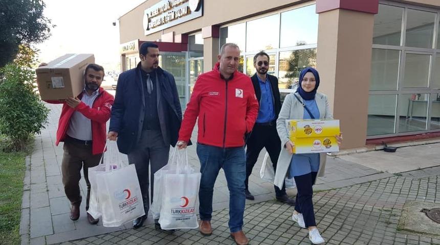 &Ccedil;orlu&rsquo;da Kızılay&rsquo;dan sevgi boh&ccedil;ası