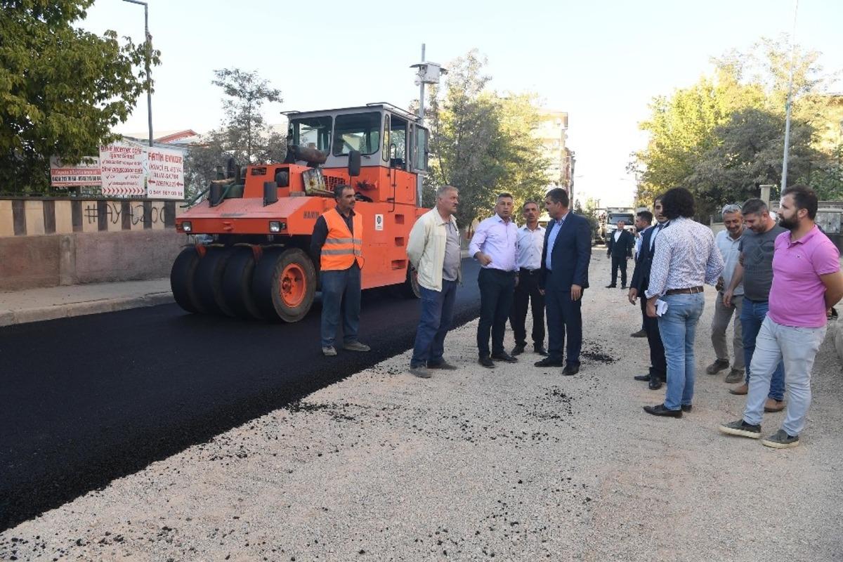 Muş Belediyesi asfalt sezonunu kapattı