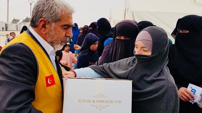 İyilik-Der Yardımlaşma ve Dayanışma Derneğinden Suriye'ye gıda yardımı