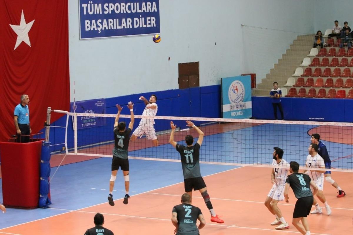 Kağıtspor Voleybol Erkek Takımı&rsquo;ndan &ouml;nemli galibiyet