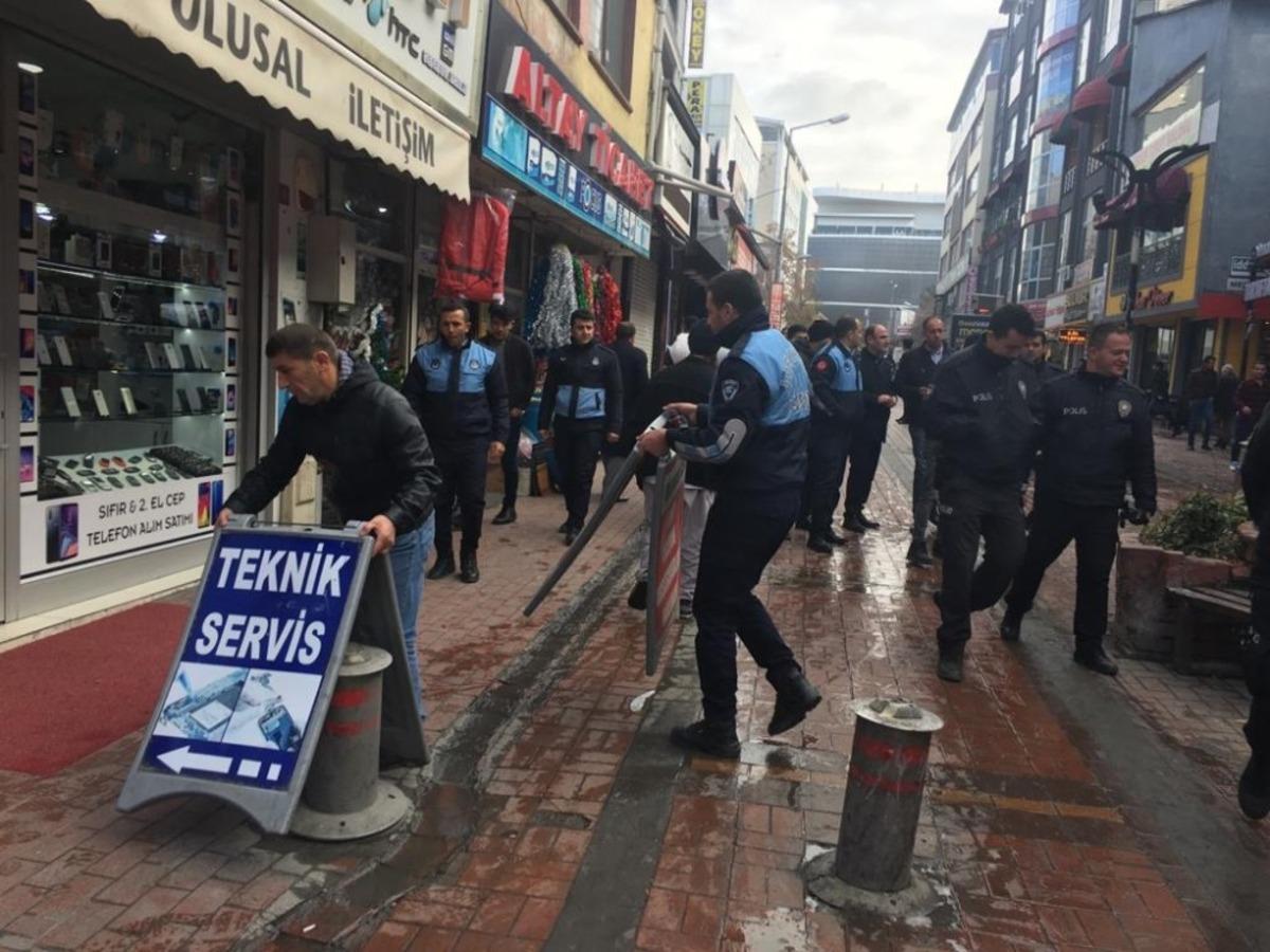 İpekyolu Belediyesinden seyyar satıcılara m&uuml;dahale