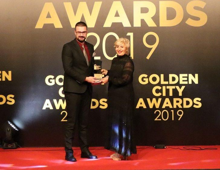 Yanılmaz’a "15 Temmuz Destanı" ödülü verildi G2