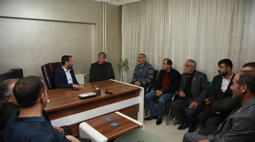 Başkan Şerifoğulları;" Muhtarlarımızla ekip ruhuyla çalışıyoruz"