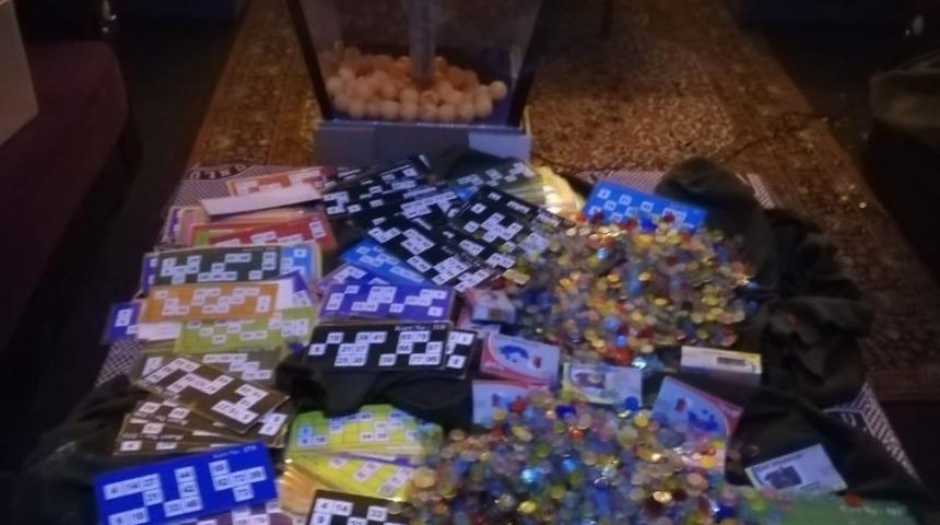 M&uuml;h&uuml;rlenen dernekte tekrar kumar oynattılar