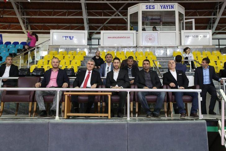 Başkan Yüce: “Sporda mücadeleyi sonuna kadar sürdürmek başarıyı getirir” G1