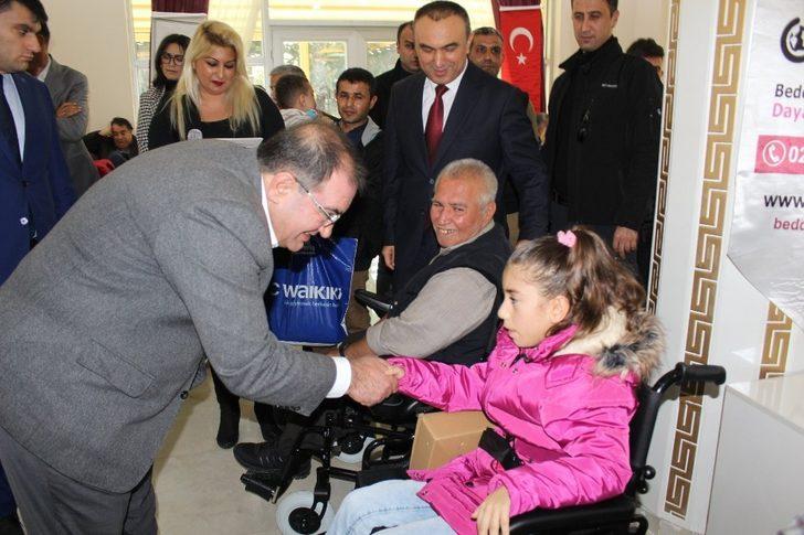 Kilis’te engellilere tekerlekli sandalye dağıtıldı G3