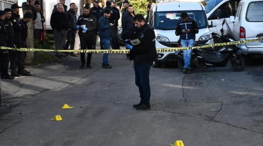 Eşiyle kendisine küfrettiğini iddia etti, sokak ortasında tüfekle öldürdü