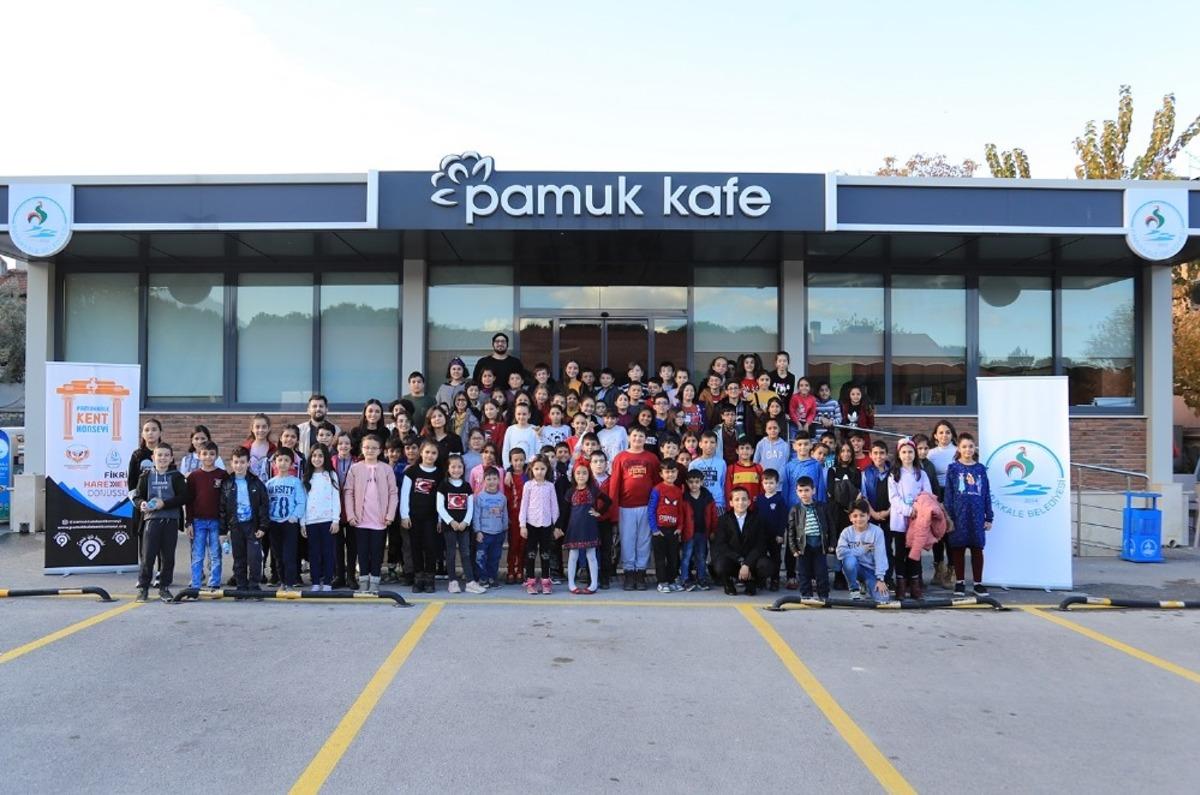 &Ccedil;ocuklar haklarını oyunlar oynayarak &ouml;ğrendi