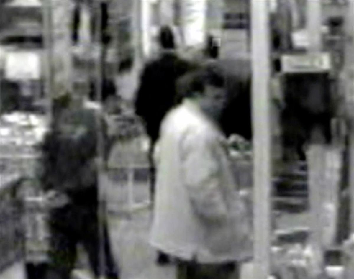 Necip Hablemitoğlu'nun suikastten hemen &ouml;nceki g&ouml;r&uuml;nt&uuml;leri ortaya &ccedil;ıktı