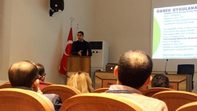 Akademik personele “Proje Yazma Eğitimi” veriliyor