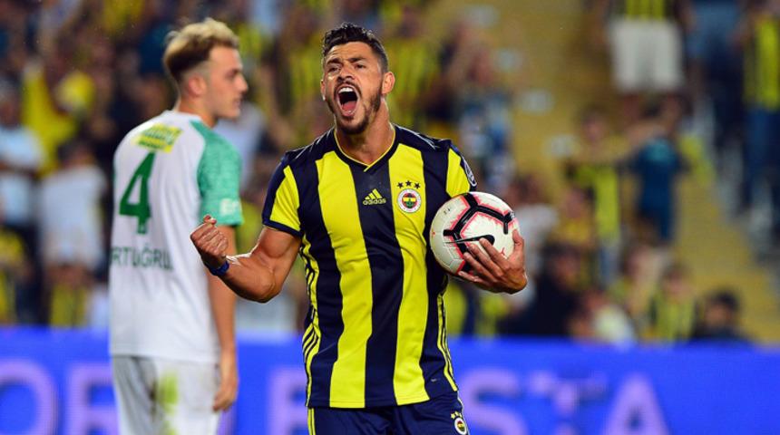 Fenerbah&ccedil;e Giuliano&rsquo;yu mumla arıyor!