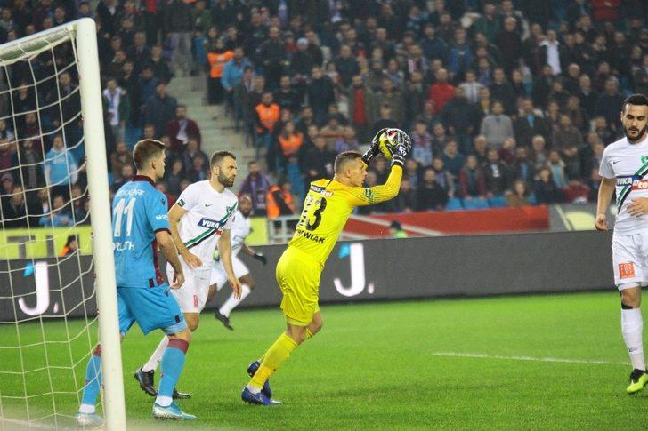 Süper Lig: Trabzonspor: 1 - Yukatel Denizlispor: 0 (İlk yarı) G5