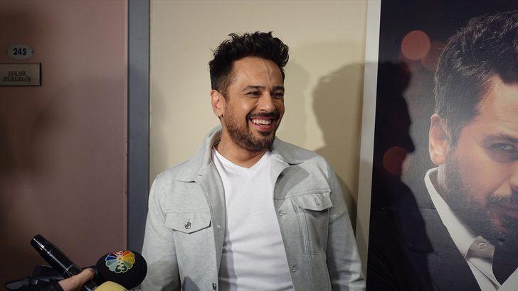 Emre Altuğ, sanat hayatının 20. yılını konserle kutladı G3