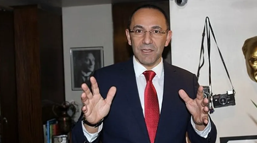 CHP'li Urla Belediye Başkanı Oğuz FETÖ'den tutuklandı 