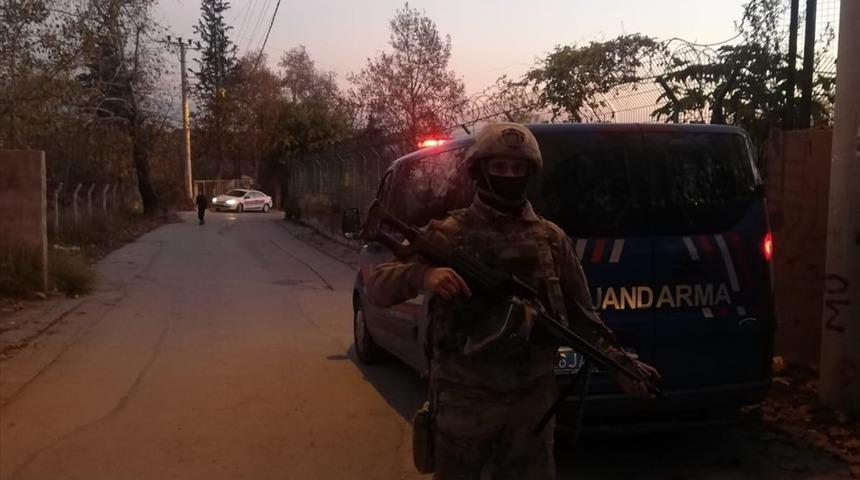 Bursa ve İstanbul'da eş zamanlı 'silah' operasyonu! Gözaltılar var